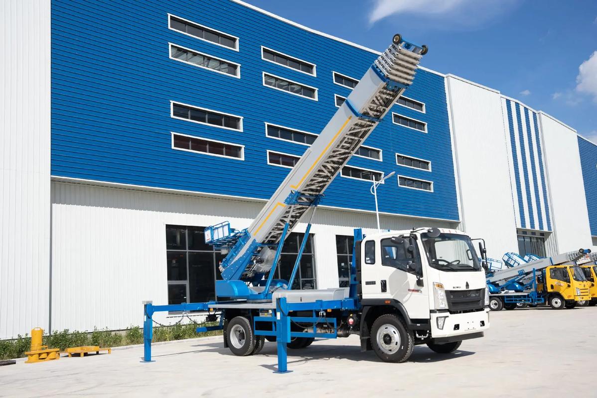 永清县小型云梯车上料车租赁多少钱